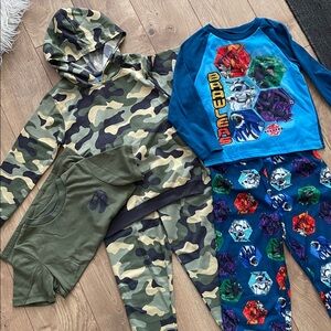 Lot of 2 Kids Pajama Sets + hoodie